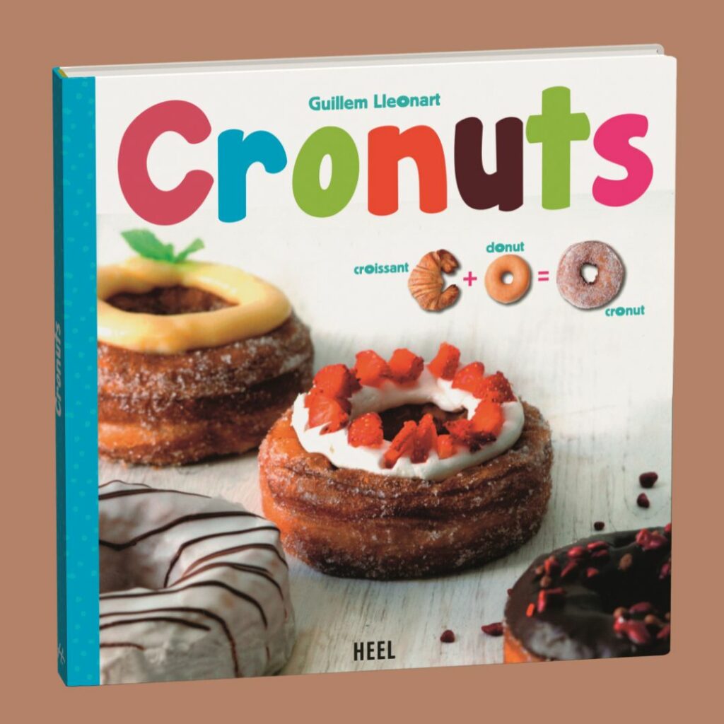 Mini-Cronuts-Rezepte findest Du im Buch Cronuts des HEEL Verlages